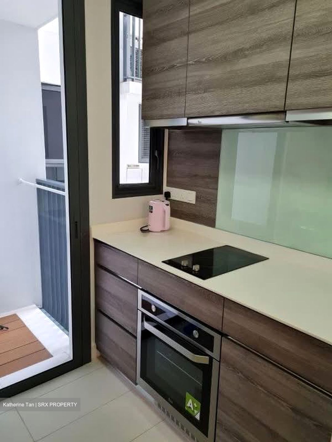 Coco Palms (D18), Condominium #564129021